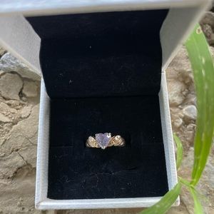 ****AUTHENTIC**** Perrywinkle Heart Ring
